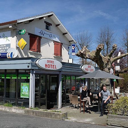 La Hourquie Cafe Hotel Morlaas Eksteriør billede