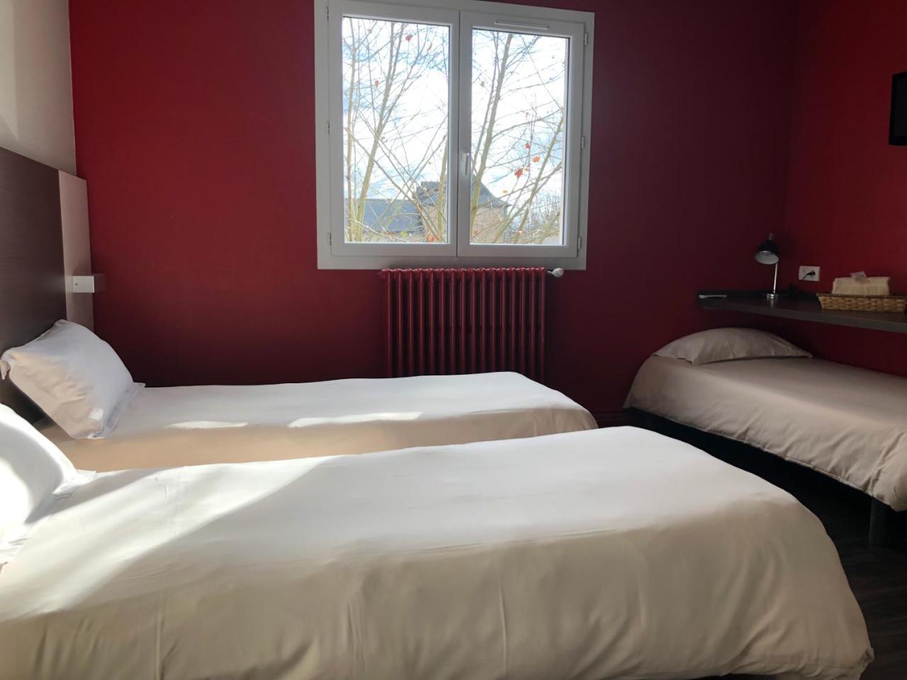 La Hourquie Cafe Hotel Morlaas Eksteriør billede